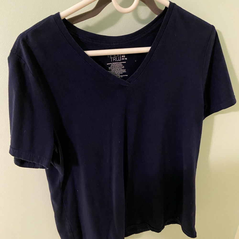 Time and Tru V neck tshirt